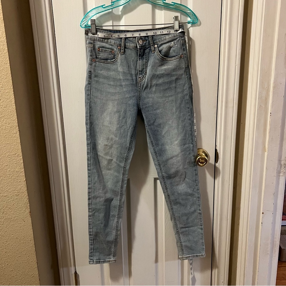 Wild Fable Light Wash Women’s Skinny Jeans size 6